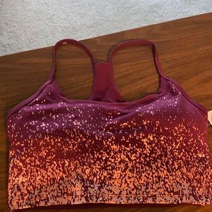 Crop top/sports bra!